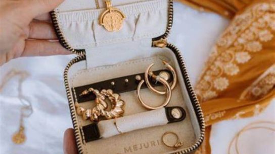 how to pack jewelry in carry-on