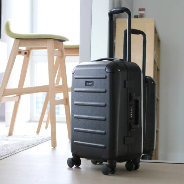 suitcase with shelves