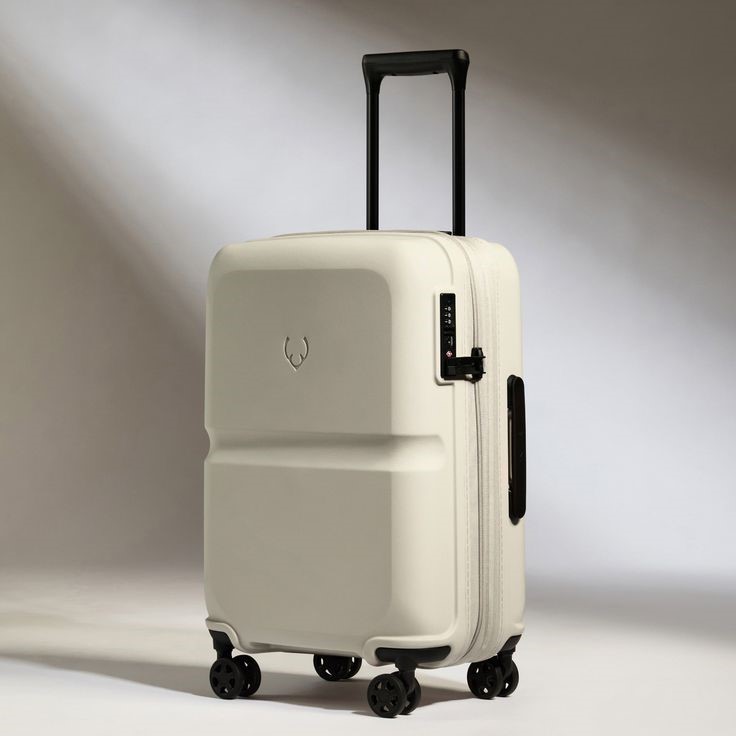 suitcase medium size