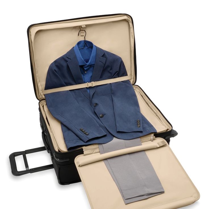 how to pack a suit in a suitcase